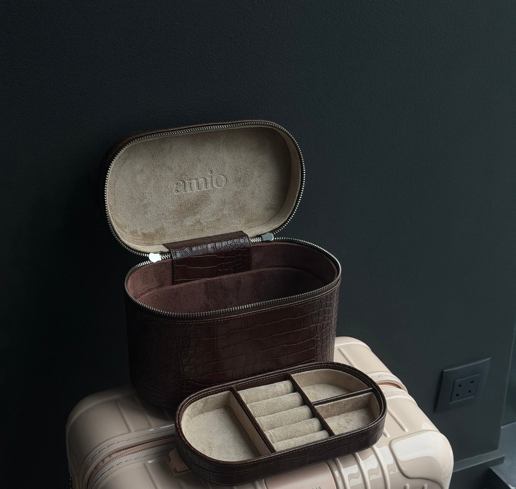The amio bag