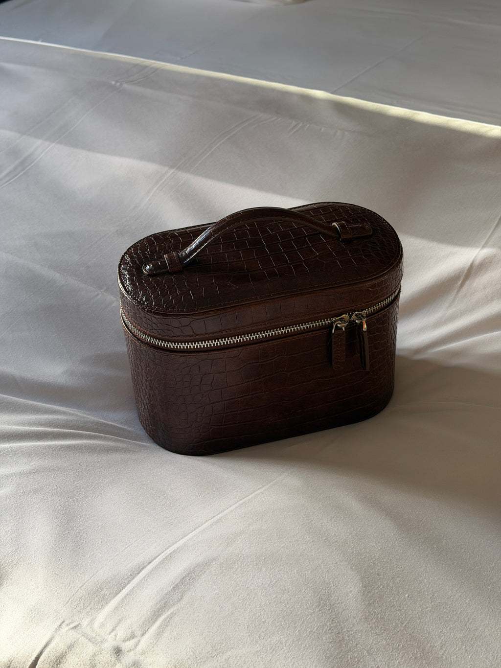 The amio bag
